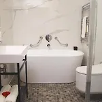 Szálloda Castlecourt Hotel, & Leisure 4*