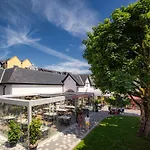 Szálloda Castlecourt Hotel, & Leisure Westport