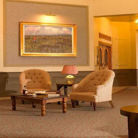 Castlecourt Hotel, & Leisure Szálloda