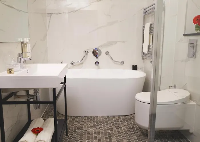 Hotel Castlecourt Hotel, Spa&leisure 4*