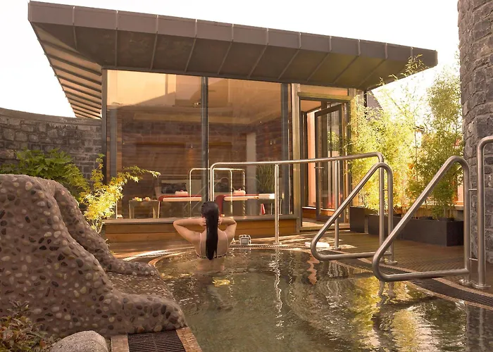 Hotel Castlecourt Hotel, & Leisure 4*