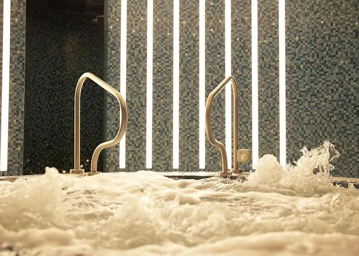 城堡庭院温泉及休闲酒店 韦斯特波特